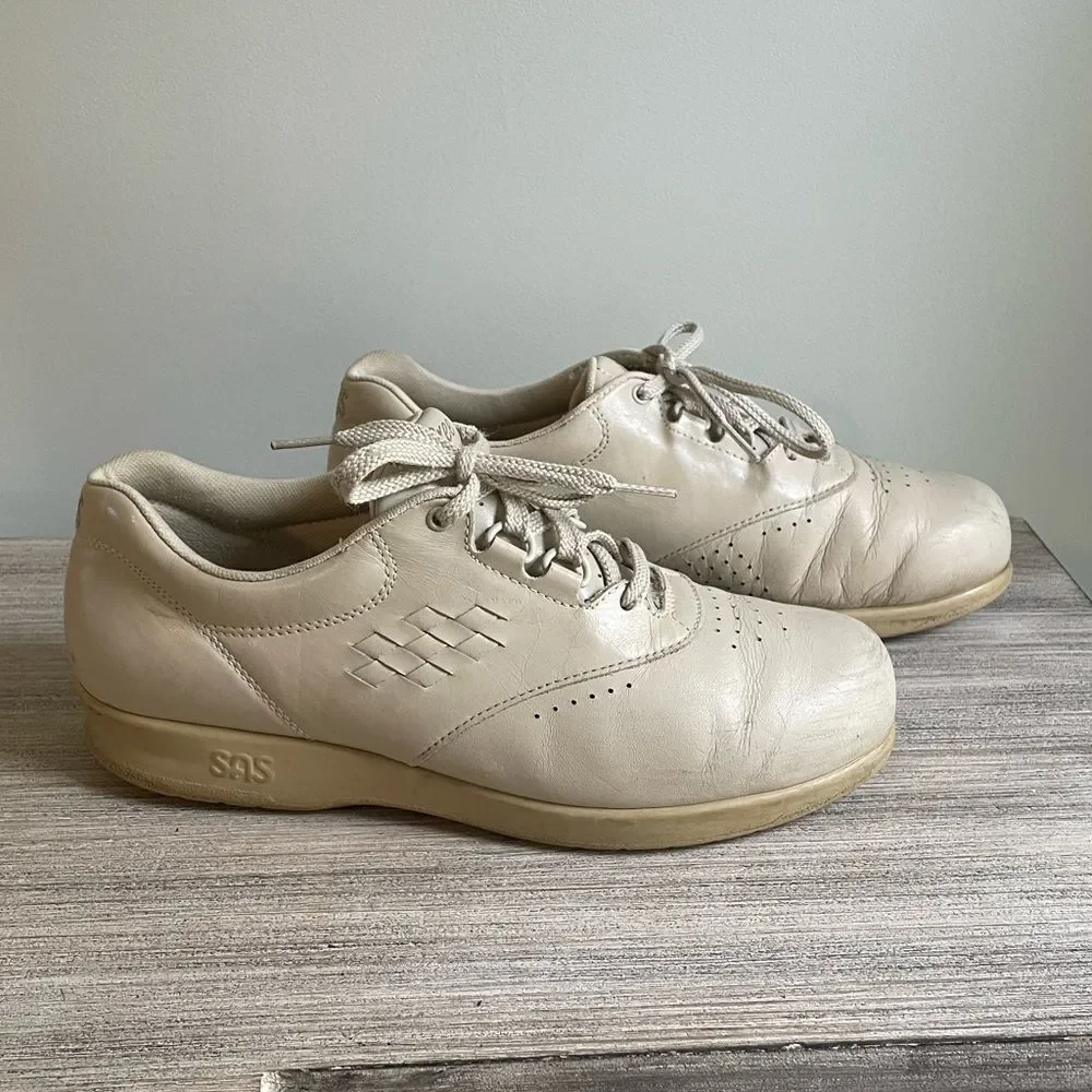 SAS Free Time Walking Shoes - Size 8